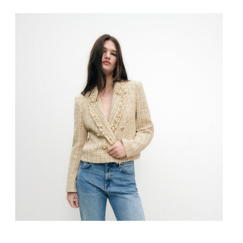 Zara white yellow tweed double breasted line raw hem blazer XS career business